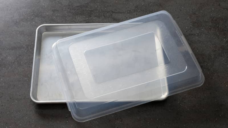 Cookie sheet top with lid